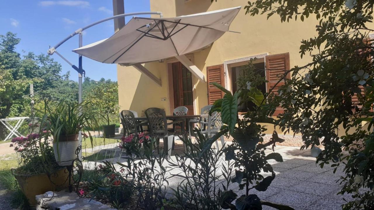 Ca’ La Volpe Villa Torri Del Benaco Esterno foto