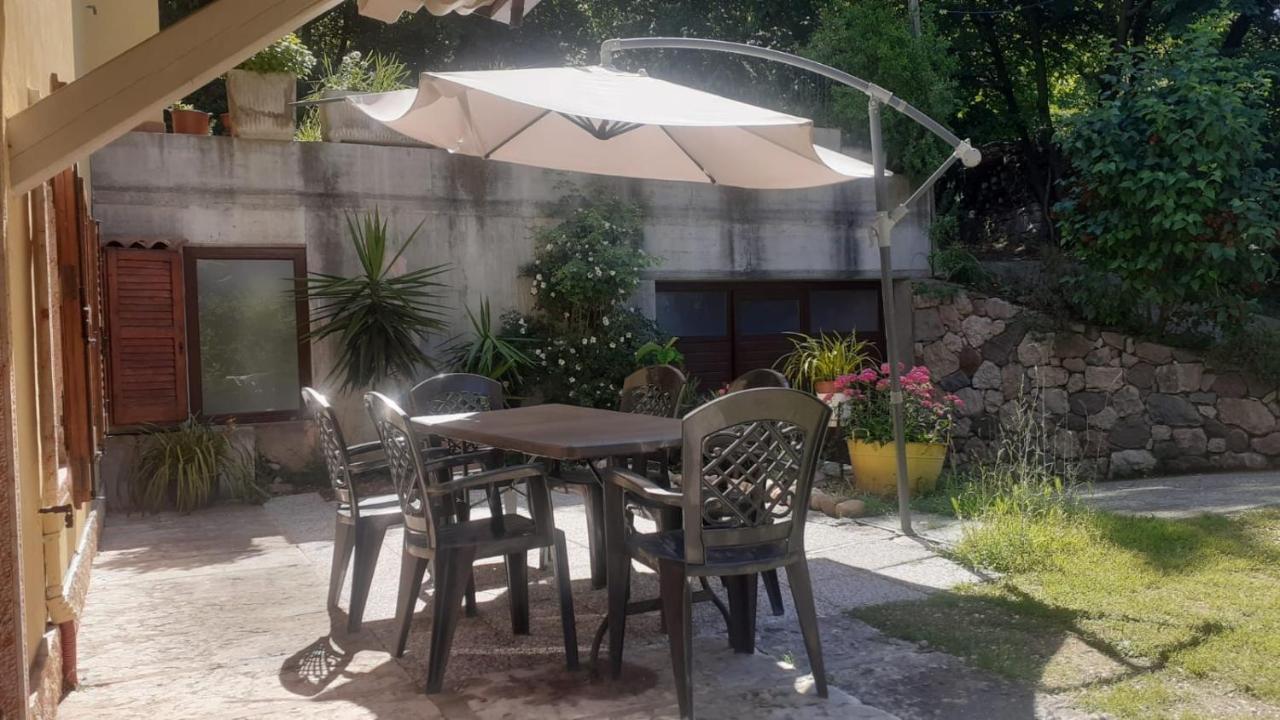 Ca’ La Volpe Villa Torri Del Benaco Esterno foto